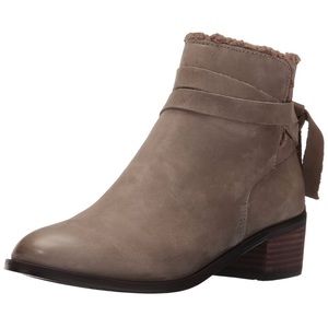 NEW Aldo Leather Mykala Grey Ankle Boots Size 8